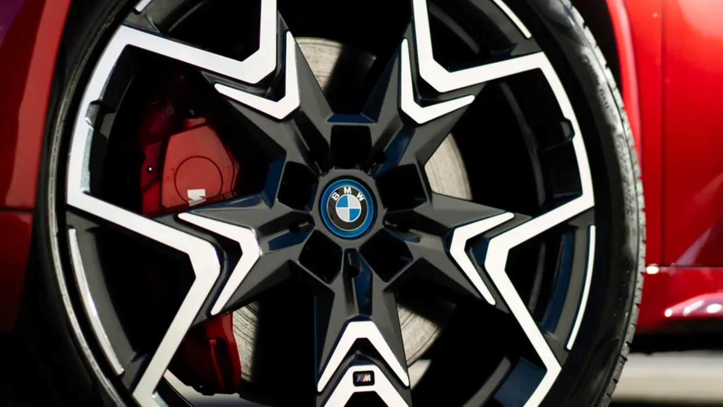 BMW iX2 exterior