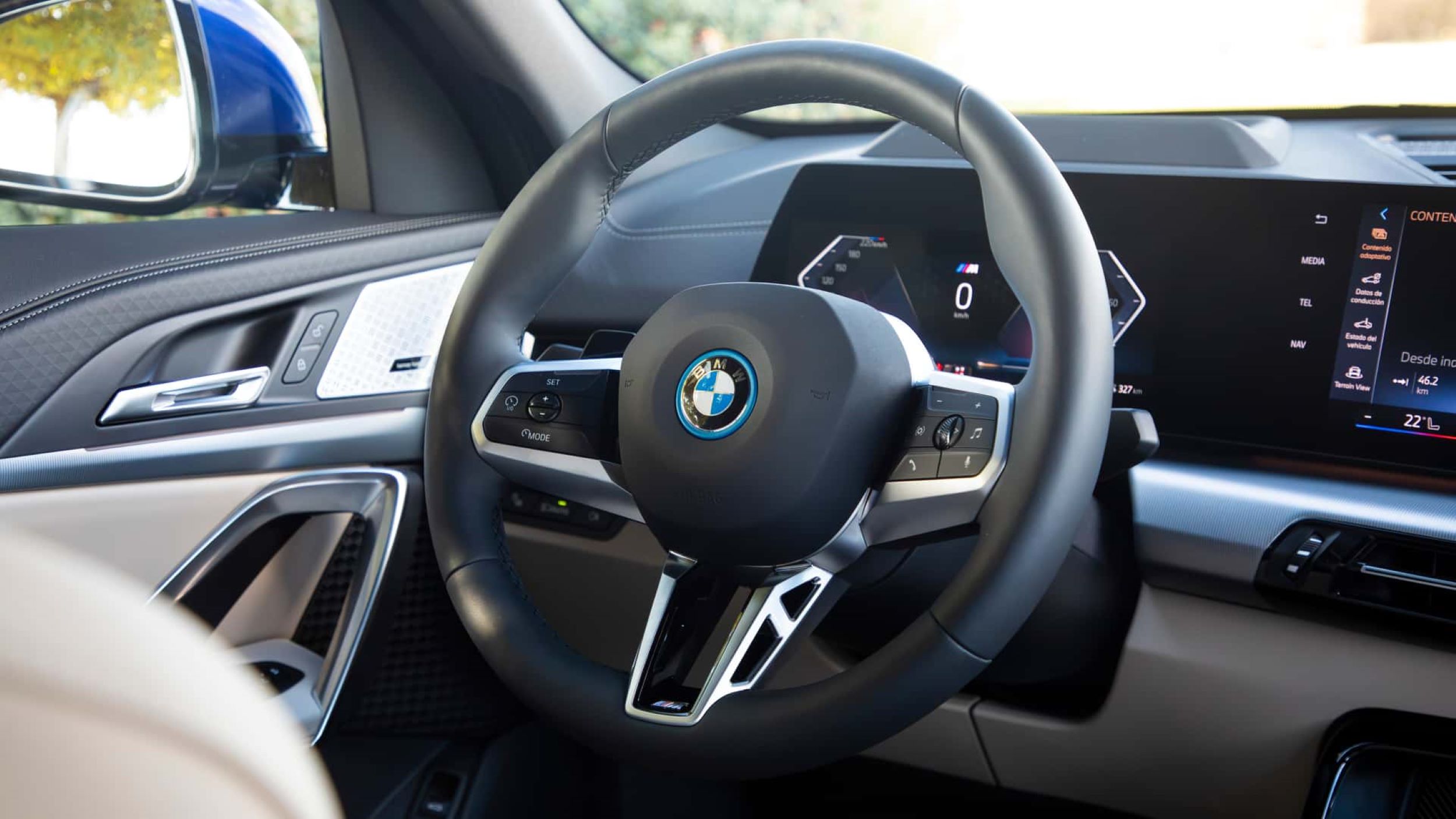 BMW iX2 interior