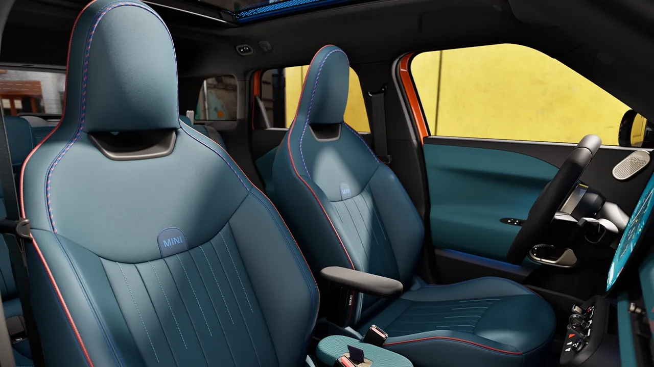MINI Aceman interior