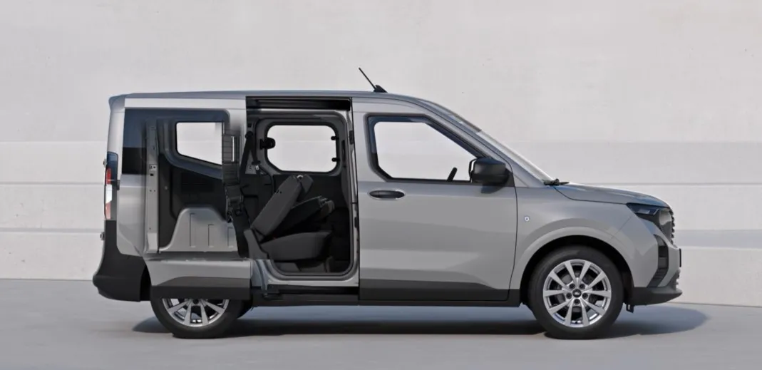 Ford Transit Courier Kombi exterior