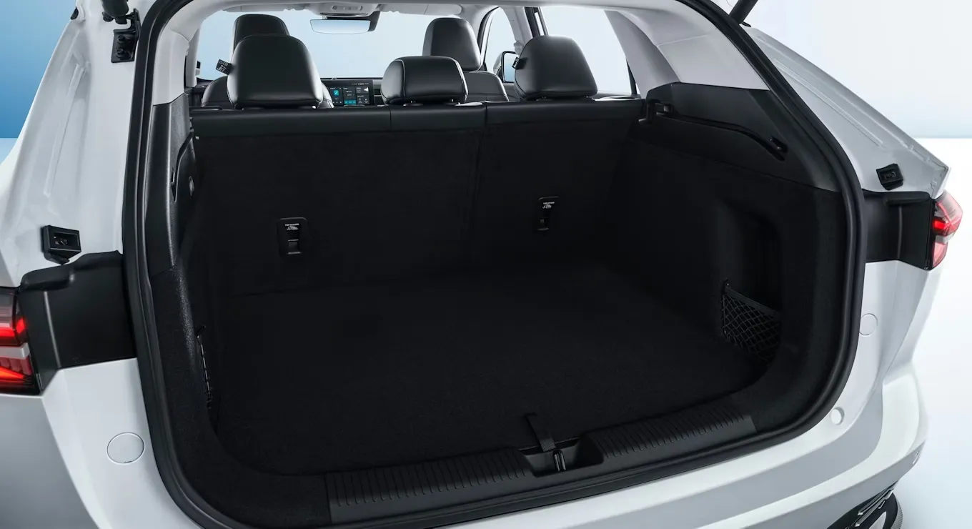 MG HS interior
