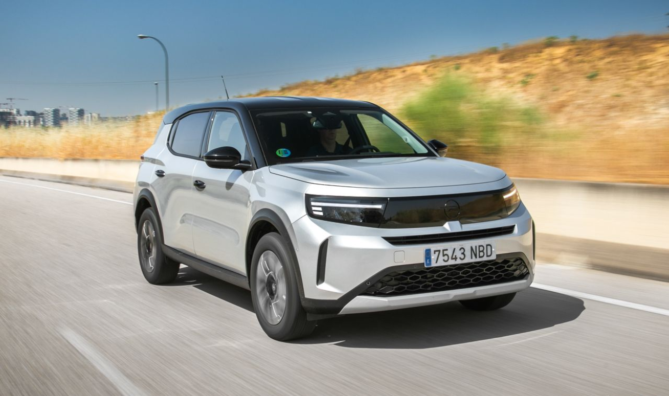 Opel Frontera exterior