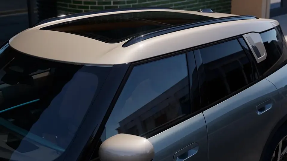 MINI Countryman exterior