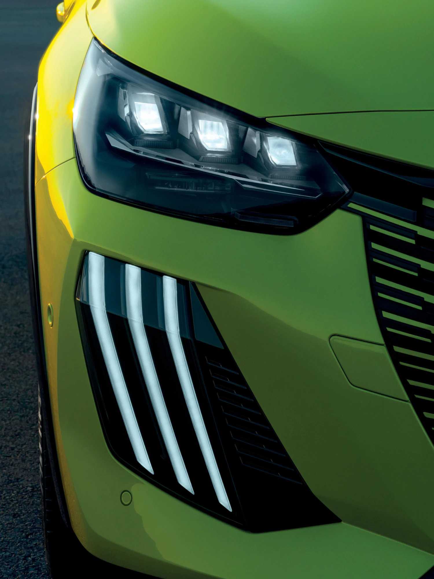 Peugeot 208 exterior