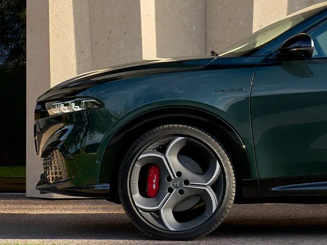 Alfa Romeo Tonale exterior