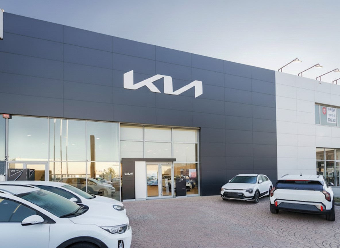 KIA YOMOVO SEMPROCAR - MARTORELL