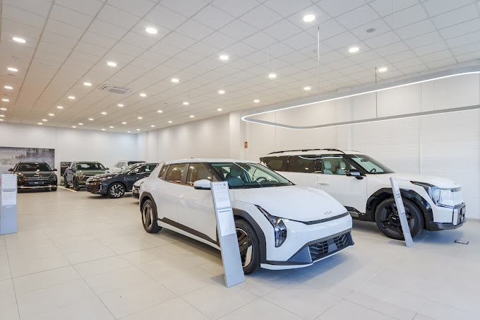 KIA YOMOVO SEMPROCAR - MARTORELL