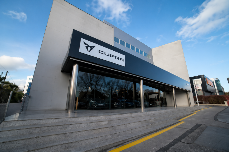 CUPRA YOMOVO ONDINAUTO - SANT CUGAT DEL VALLÈS