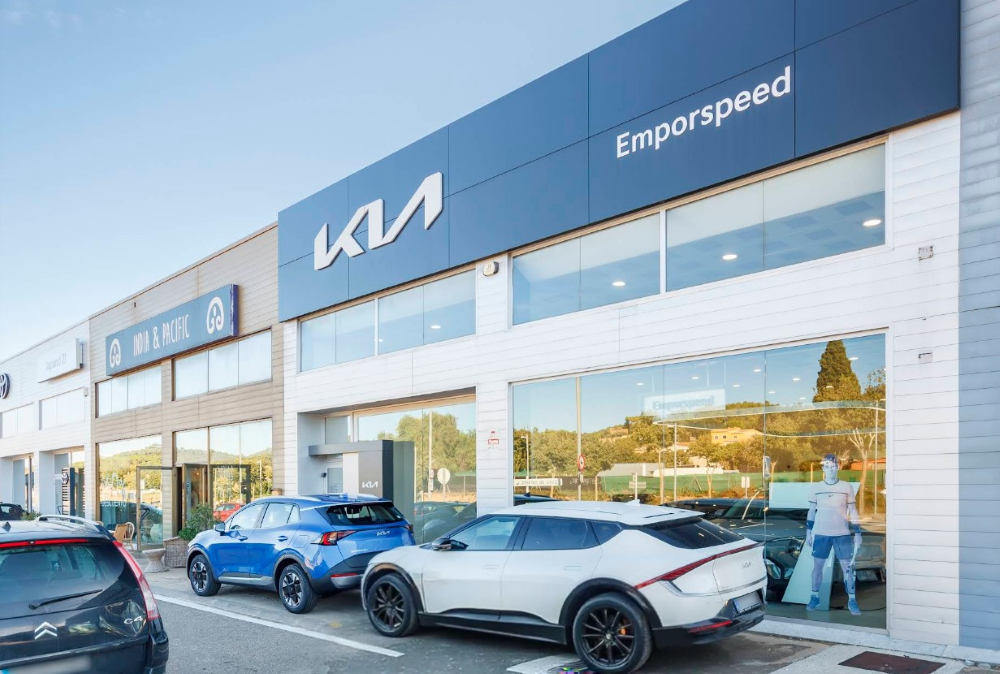 KIA YOMOVO EMPORSPEED - MONT-RAS