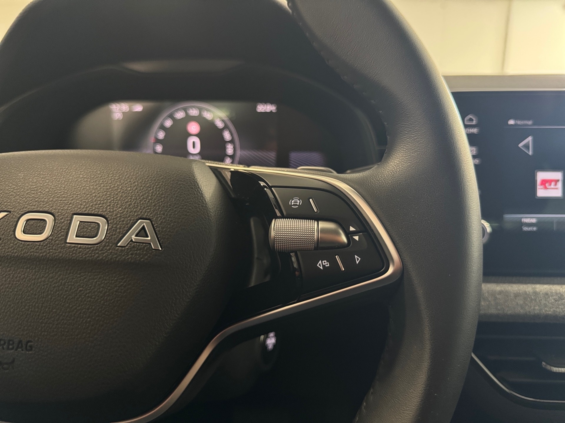 KAMIQ 1.0 TSI 115 DSG SELECTION 5P (PACK CONVENIENCE) KAMIQ 1.0 TSI 115 DSG SELECTION 5P (PACK CONVENIENCE)