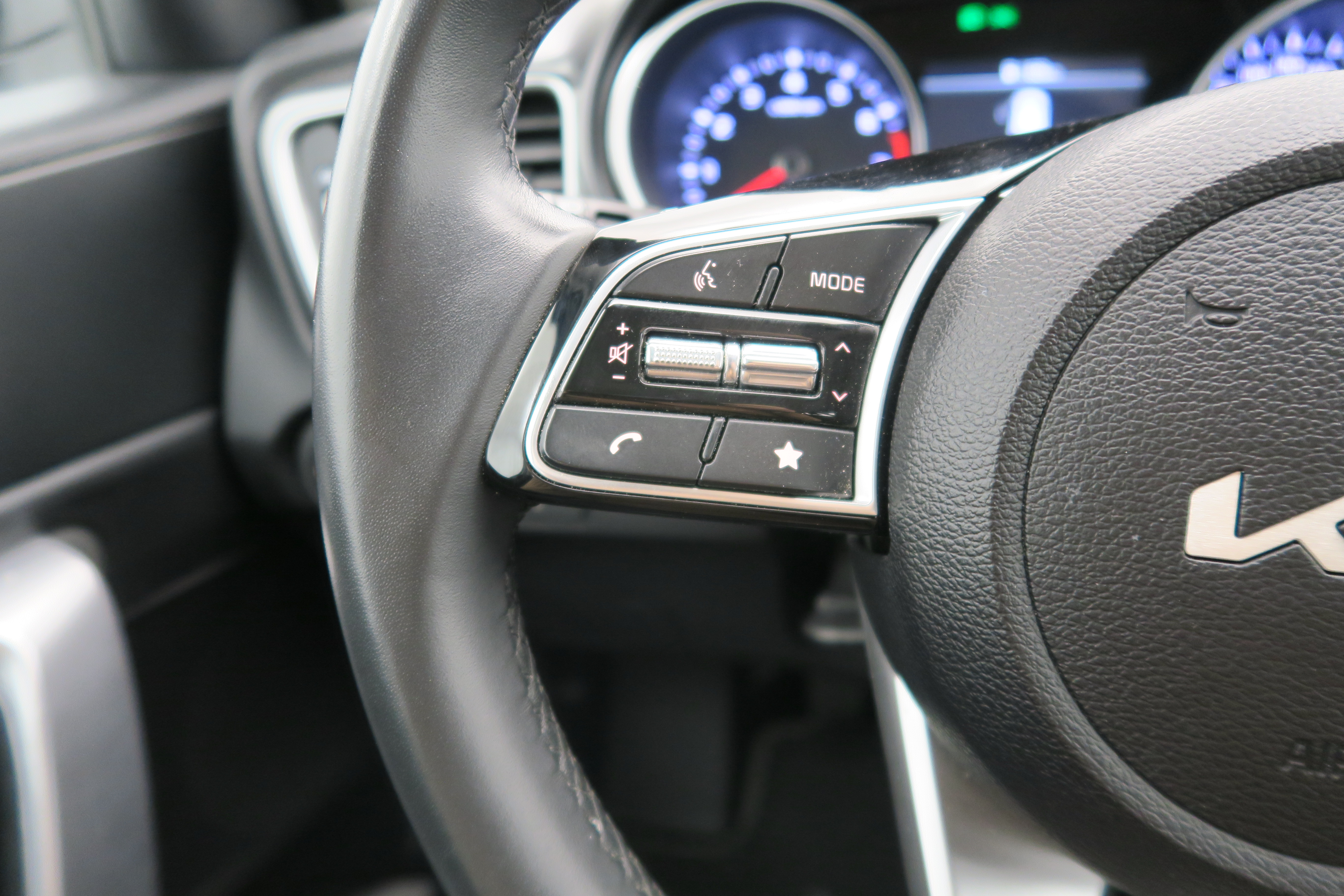 KIA CEED CEED Berlia 1,0 T-GDI 88KW DRIVE 120 5P - Imagen 2