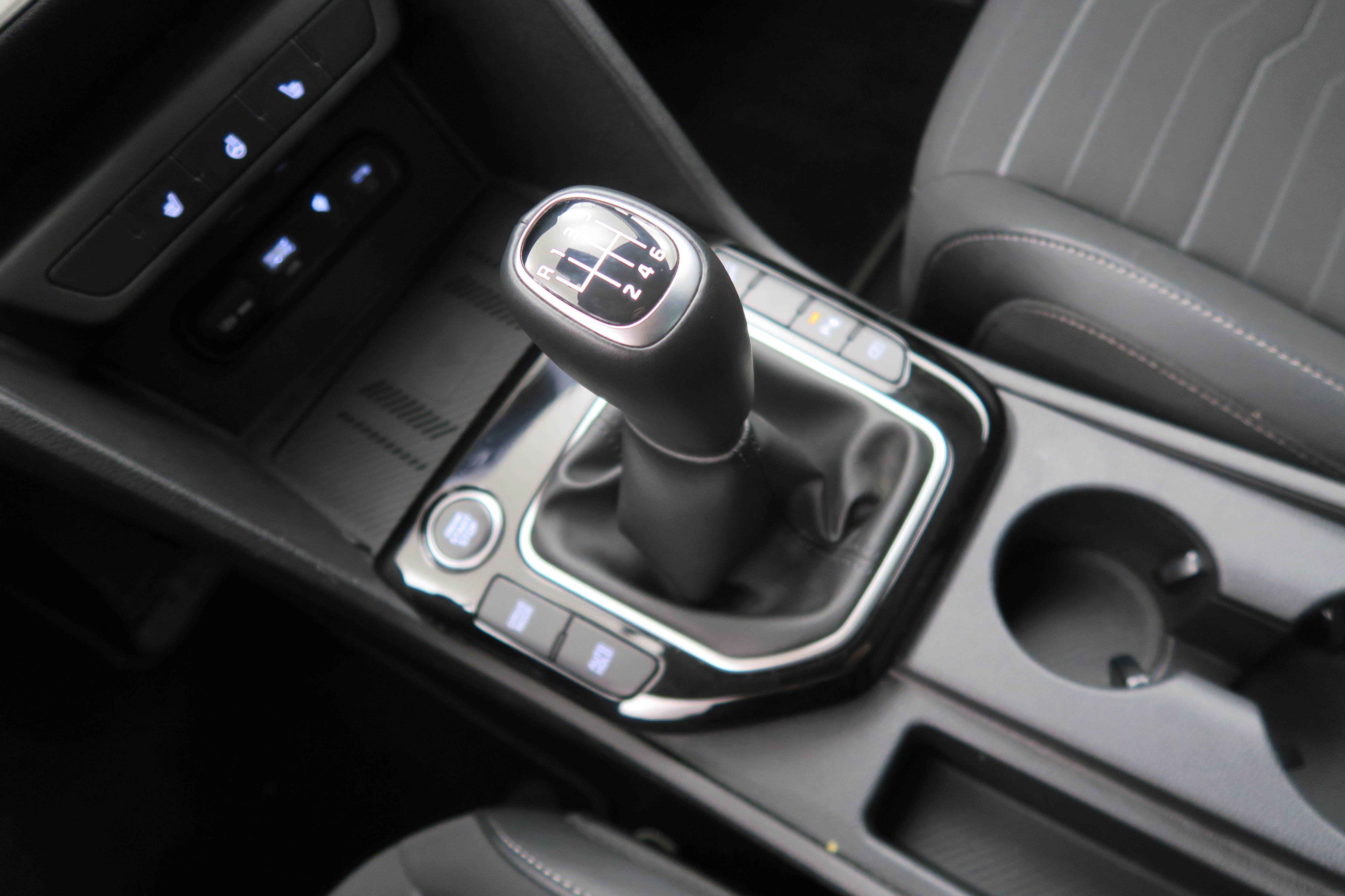 KIA SPORTAGE Sportage 1,6 T-GDi MHEV Tech 150CV 4X2 - Imagen 2