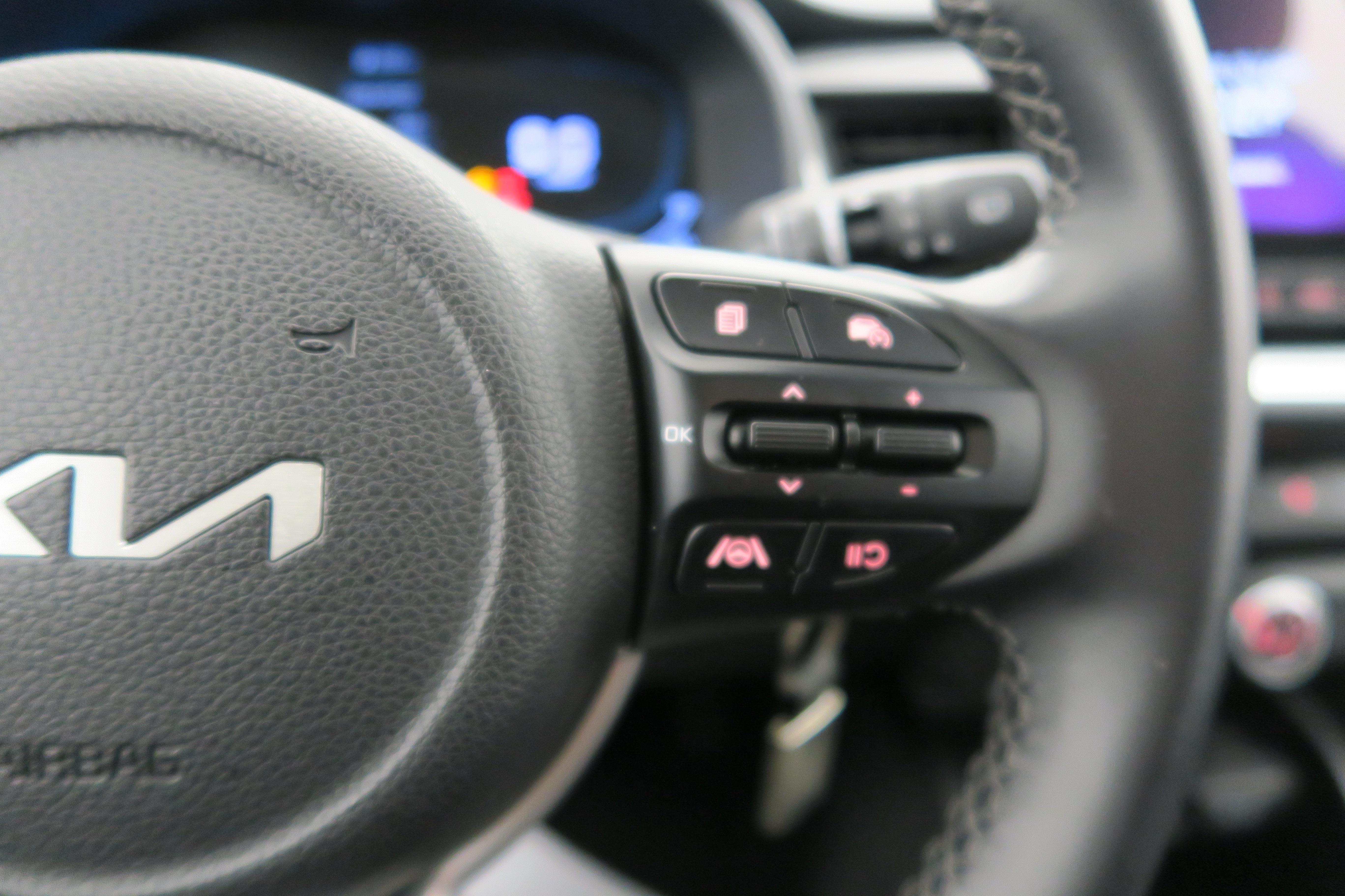 KIA STONIC Stonic 1,0 T-GDI MHEV 100CV BUSINESS - Imagen 3